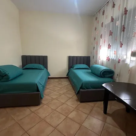 Appartement Airport Nest Kamez